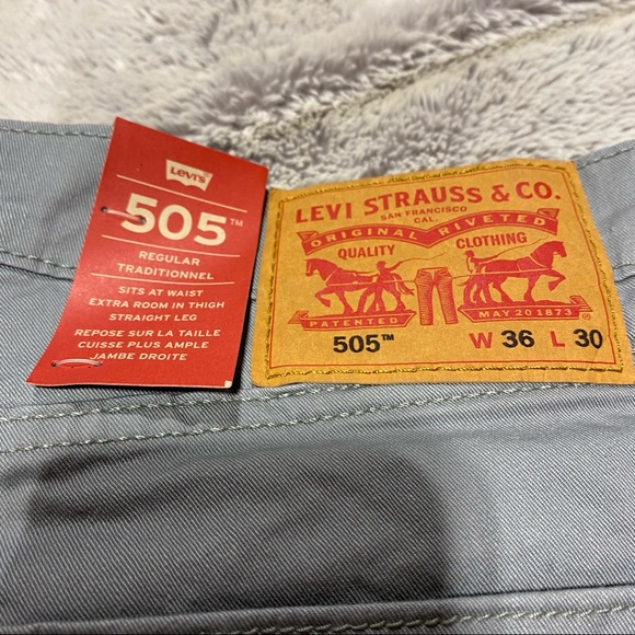 Levi's Regular Fit 505 Jeans - Picture 5 of 6